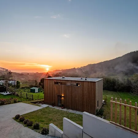 Prázdninový dům Doni Wood House, Casa En La Playa De Doninos *