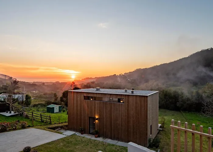 Holiday home Doni Wood House, Casa En La Playa De Doninos *
