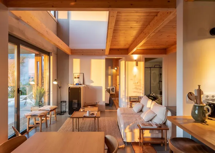 Doni Wood House, Casa En La Playa De Doninos Holiday home